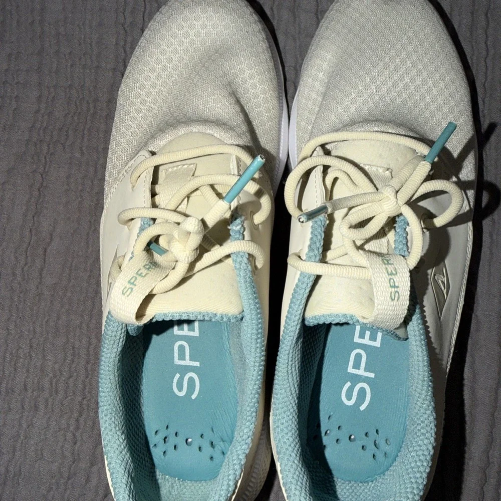 Sperry Women's Low Top Boat Shoes Beach Active Sneakers Shoes Size 8.5